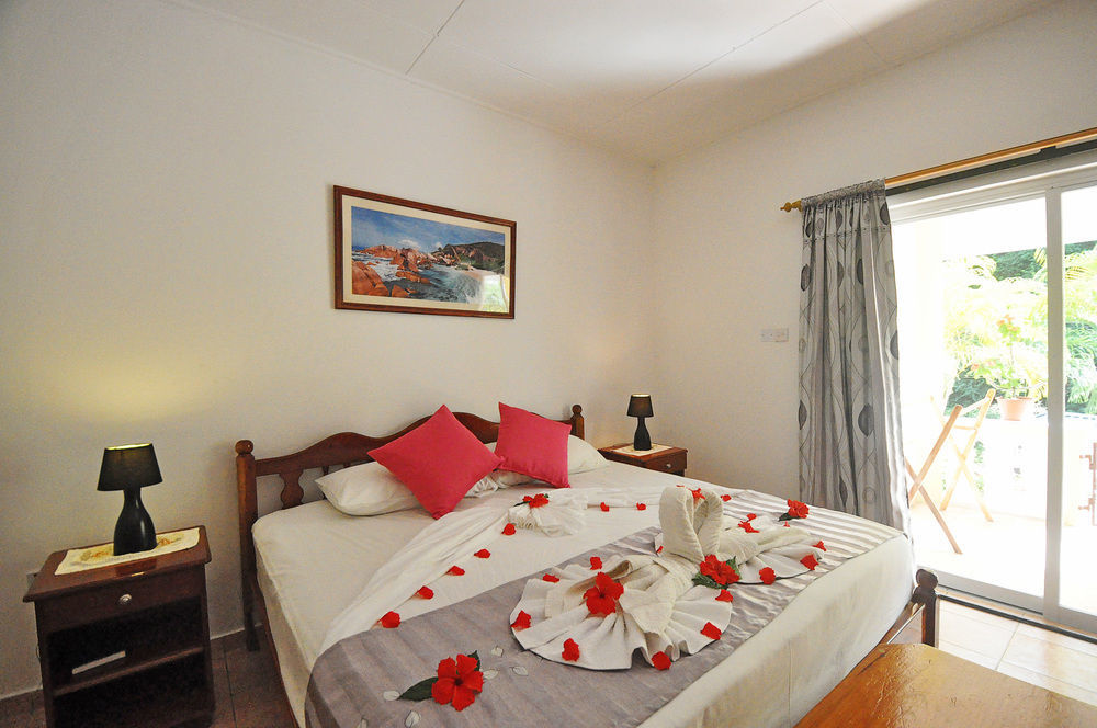 Acquario Guesthouse Anse Volbert Village Εξωτερικό φωτογραφία