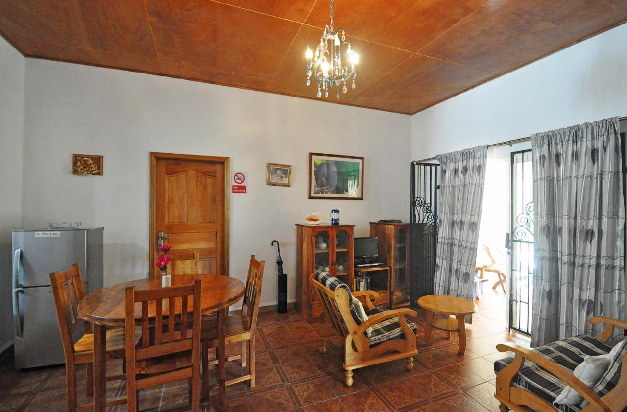 Acquario Guesthouse Anse Volbert Village Εξωτερικό φωτογραφία