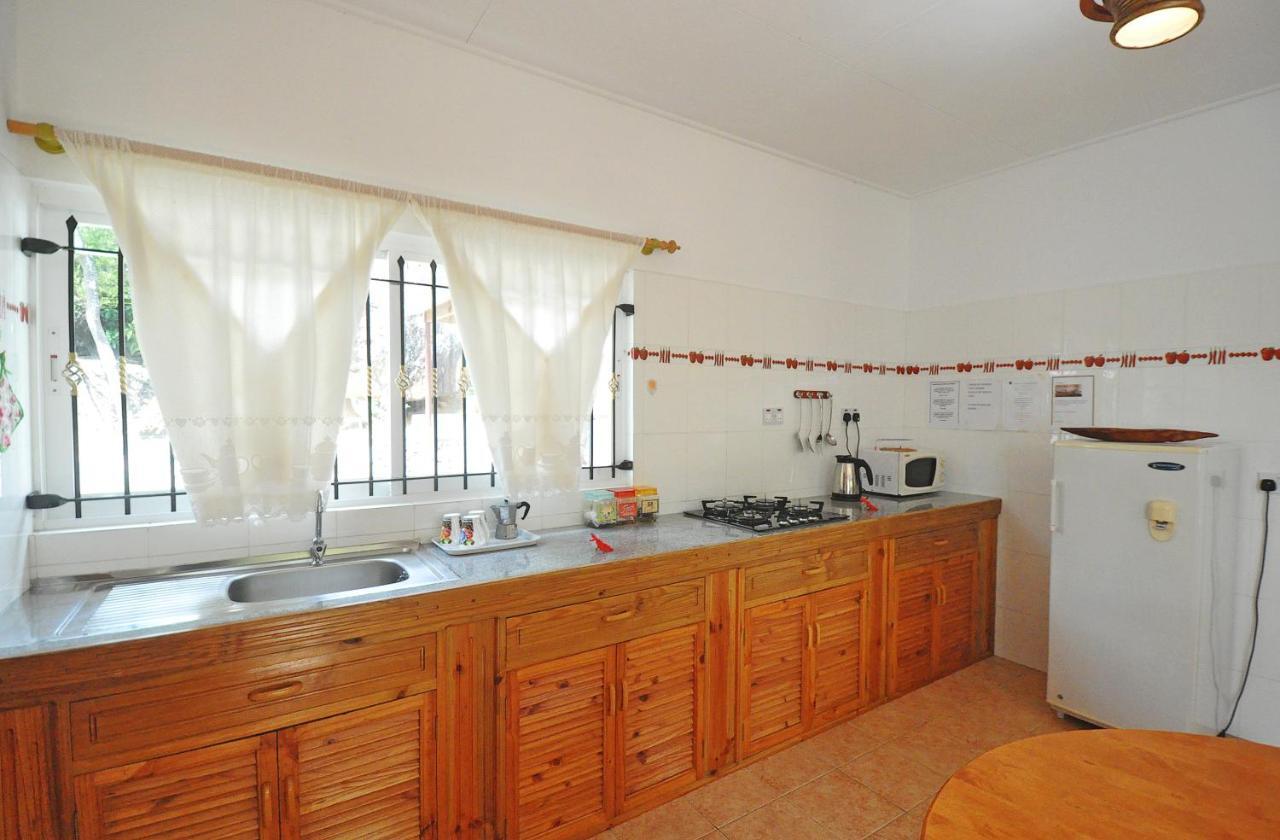 Acquario Guesthouse Anse Volbert Village Εξωτερικό φωτογραφία