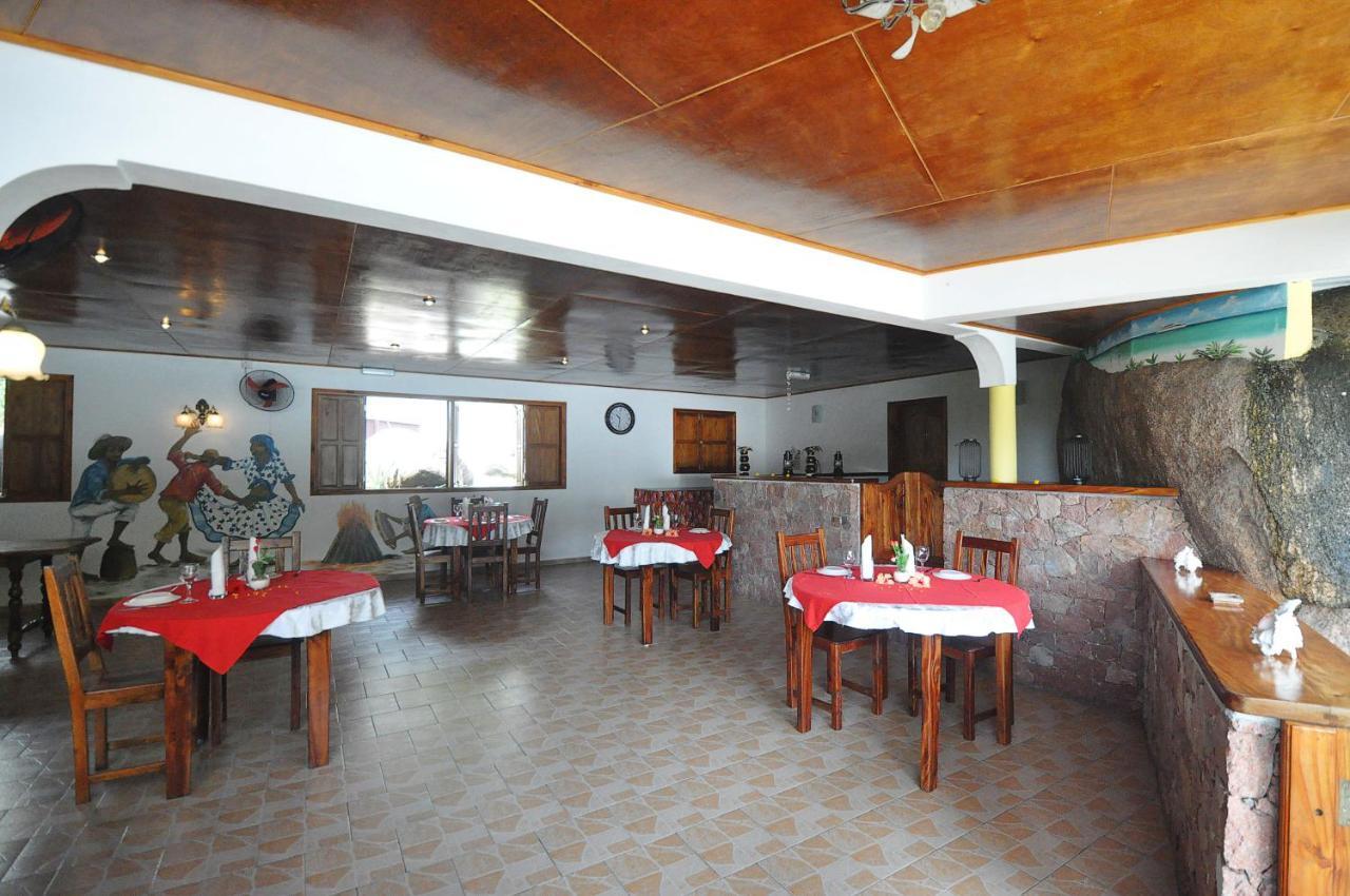 Acquario Guesthouse Anse Volbert Village Εξωτερικό φωτογραφία