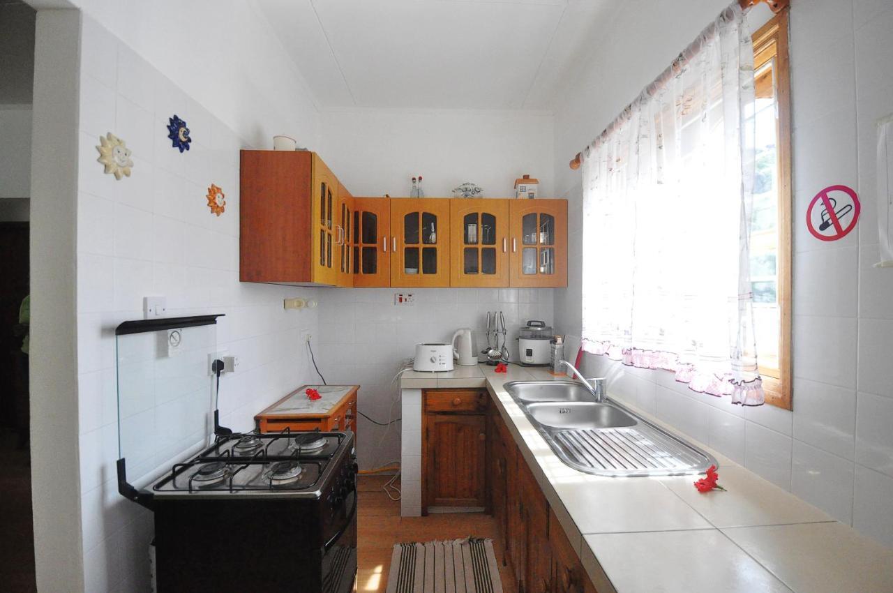 Acquario Guesthouse Anse Volbert Village Εξωτερικό φωτογραφία